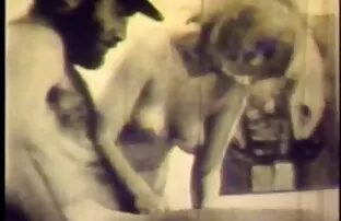 सेक्सी पोर्न रूसी सेक्स: आदमी पकड़ा में सेक्सी फिल्म भेजो सेक्सी वीडियो चूत युवा लड़की उत्साहित बड़े डिक