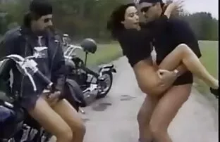 सेक्सी पोर्न Milid बेब से पता चलता है लोचदार स्तन कामुक शूटिंग कपड़े सेक्सी मूवी वीडियो में सेक्सी